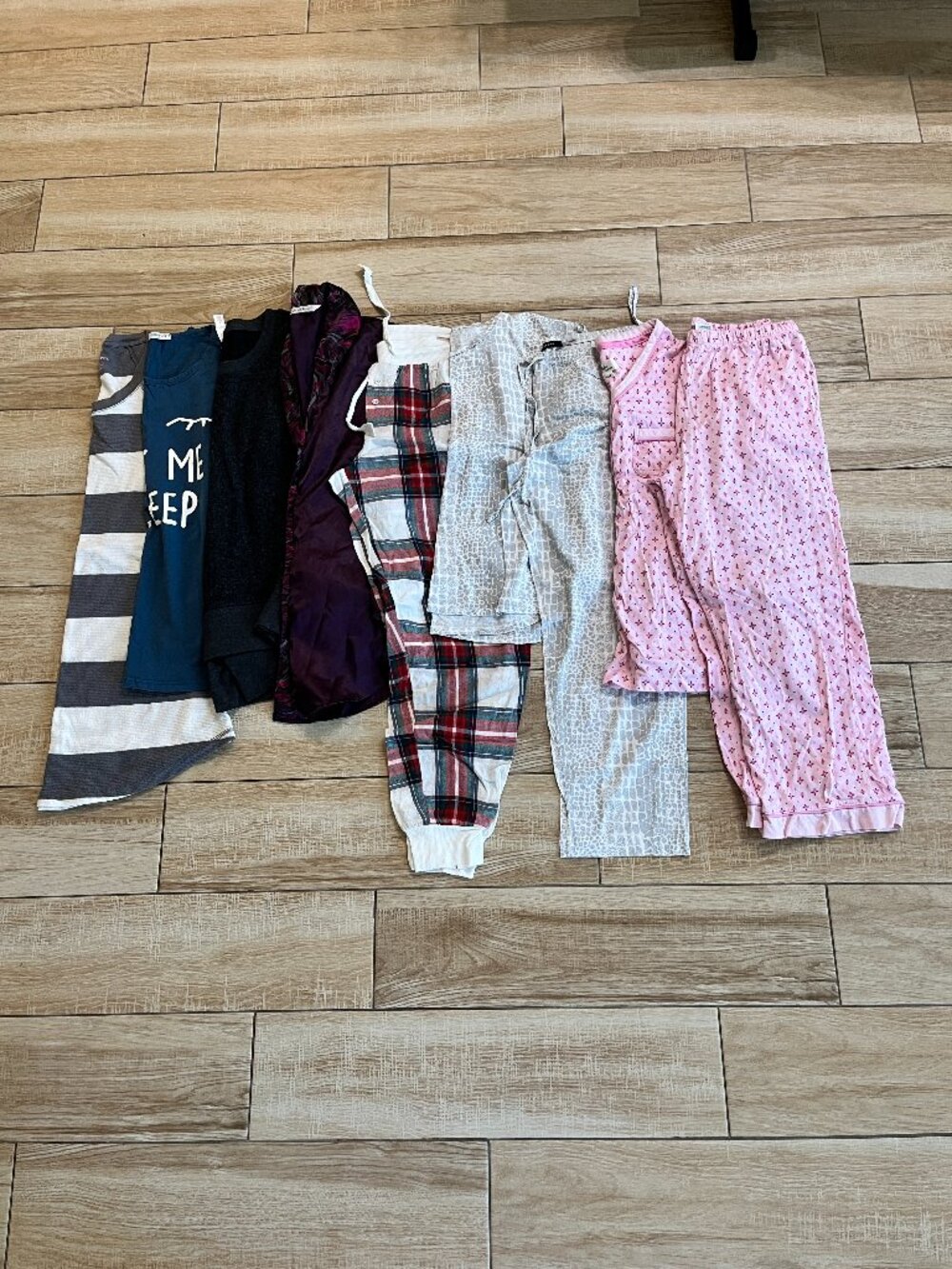 Womens Bundle of 9 Pajama Items - S